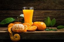 Uống nước cam ngừa trụy tim